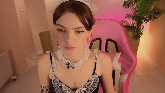 Ellya me online show from 02-16-26, 08:43