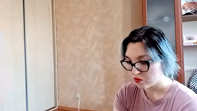 Snapshot of EvonTabb chatting on 03-17-26, 01:03 EvonTabb online show from 03-17-26, 01:03