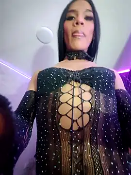 Isis Hot   online show from 03-02-26, 05:08