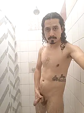 CarlosGM77 online show from 02-08-26, 08:34