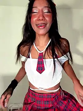 DAMMLEYLA online show from 01-08-26, 10:06