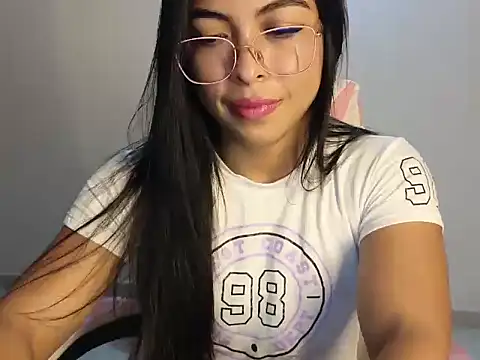 Daphne Grayy online show from 03-26-26, 12:28