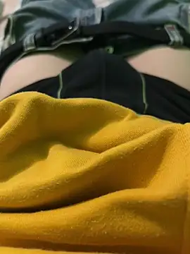 Snapshot of sexyschiavo chatting on 02-15-26, 05:09 sexyschiavo online show from 02-15-26, 05:09