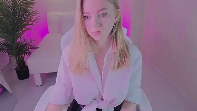 DianaDanian online show from 01-08-26, 02:14