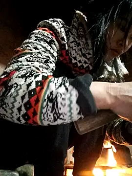 Snapshot of Hiniyk2 chatting on 01-11-26, 11:21 Hiniyk2 online show from 01-11-26, 11:21