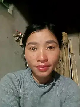 Snapshot of Hiniyk2 chatting on 01-12-26, 01:38 Hiniyk2 online show from 01-12-26, 01:38