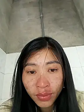 Snapshot of Hiniyk2 chatting on 01-13-26, 05:46 Hiniyk2 online show from 01-13-26, 05:46