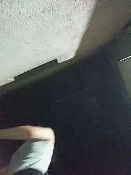Snapshot of Hiniyk2 chatting on 07-06-26, 09:28 Hiniyk2 online show from 07-06-26, 09:28
