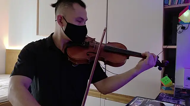 OnlyHand9x online show from 04-17-26, 03:31