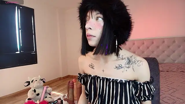 Snapshot of Diamond__cherry69 chatting on 06-17-26, 03:02 Diamond cherry69 online show from 06-17-26, 03:02