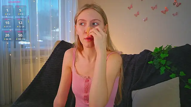 Snapshot of SirenThalassa chatting on 02-04-26, 07:36 SirenThalassa online show from 02-04-26, 07:36