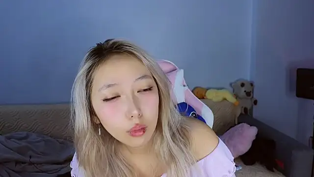 jasmilee online show from 02-10-26, 07:29