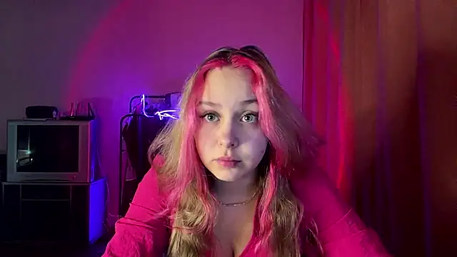 ZoraDearmon online show from 02-07-26, 09:07