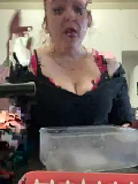 KittyCreamKisses online show from 02-01-26, 09:24