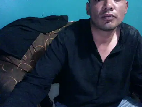latinomoreno95 online show from 05-15-26, 11:34
