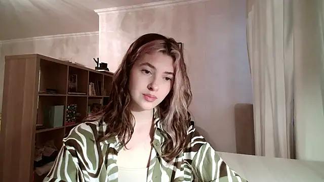 Snapshot of Dia_DeAmas chatting on 02-25-26, 12:59 Dia DeAmas online show from 02-25-26, 12:59