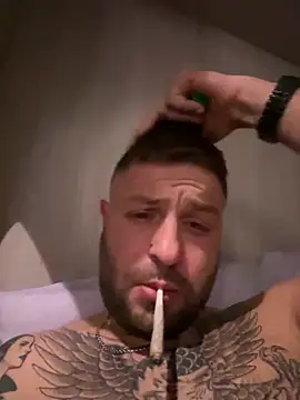 ASannicand64659 online show from 01-15-26, 07:39