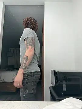 Derrick7799 online show from 02-21-26, 07:42