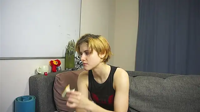 JoycelynMoctezuma online show from 01-06-26, 07:17