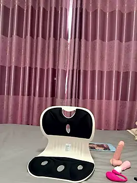 Snapshot of Jingjingxiang-520 chatting on 01-13-26, 05:46 Jingjingxiang-520 online show from 01-13-26, 05:46