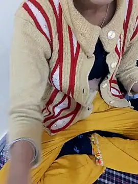 Snapshot of Kanchan7909 chatting on 01-12-26, 02:17 Kanchan7909 online show from 01-12-26, 02:17