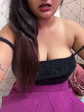 Curvy Anaya online show from 03-10-26, 07:24