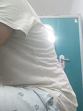 Snapshot of sevanty77 chatting on 02-22-26, 05:11 sevanty77 online show from 02-22-26, 05:11