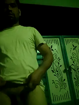 Snapshot of sevanty77 chatting on 02-25-26, 11:47 sevanty77 online show from 02-25-26, 11:47