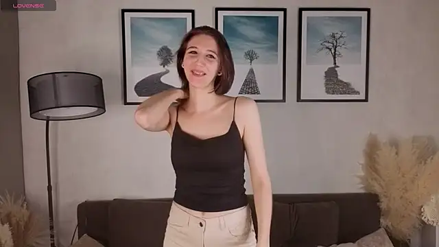 Snapshot of EnaFabiano chatting on 01-15-26, 01:43 EnaFabiano online show from 01-15-26, 01:43