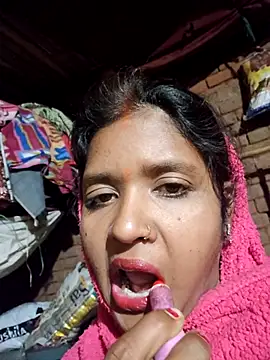 Snapshot of Horny-Rashi chatting on 02-10-26, 03:27 Horny-Rashi online show from 02-10-26, 03:27