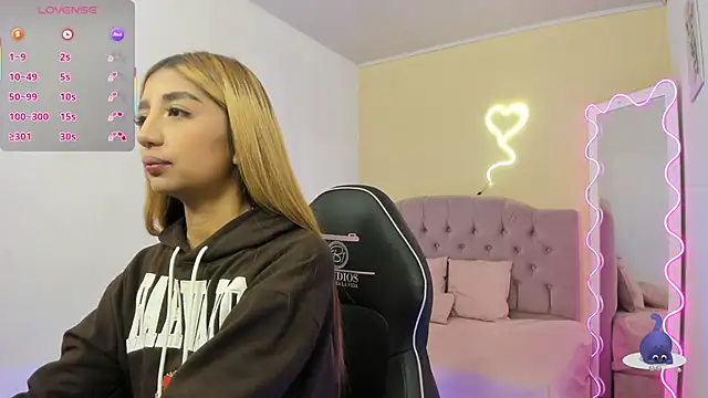 Snapshot of IRINA_TAY1 chatting on 01-14-26, 03:01 IRINA TAY1 online show from 01-14-26, 03:01