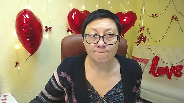 EmilyL0ve online show from 02-06-26, 09:07