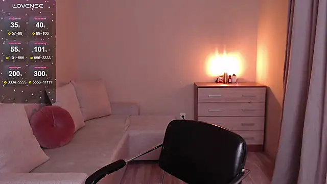 Snapshot of lia_hetty chatting on 01-07-25, 03:23 lia hetty online show from 01-07-25, 03:23