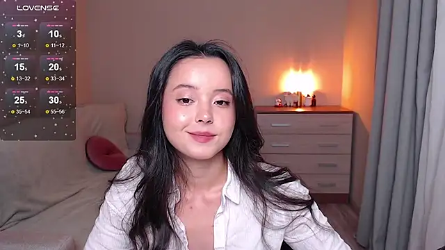 Snapshot of lia_hetty chatting on 09-13-25, 05:24 lia hetty online show from 09-13-25, 05:24