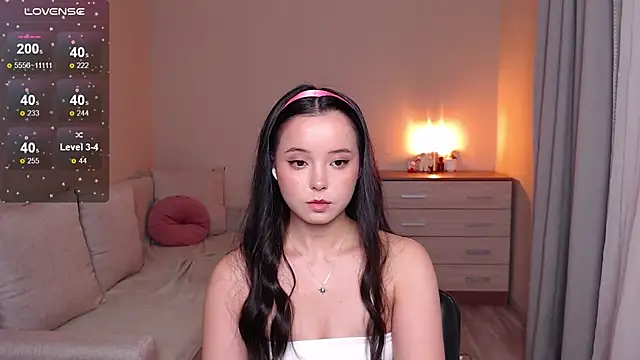 Snapshot of lia_hetty chatting on 10-26-25, 04:35 lia hetty online show from 10-26-25, 04:35