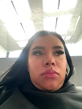 Snapshot of Liaevans__ chatting on 01-06-26, 06:55 Liaevans online show from 01-06-26, 06:55