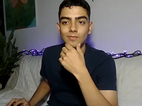 Colombian0baby online show from 01-14-26, 09:20