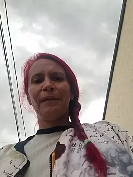 Snapshot of cintia_love chatting on 05-08-26, 10:04 cintia love online show from 05-08-26, 10:04