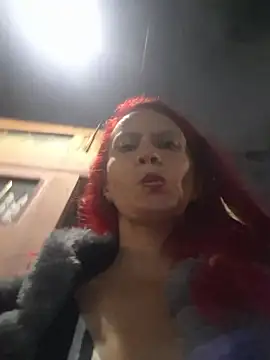 Snapshot of cintia_love chatting on 05-21-26, 12:06 cintia love online show from 05-21-26, 12:06