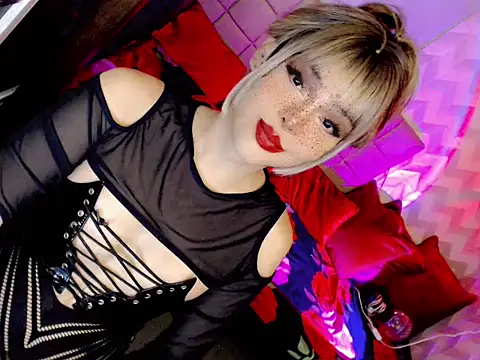 Snapshot of BEYBIDOMME chatting on 05-08-26, 06:19 BEYBIDOMME online show from 05-08-26, 06:19