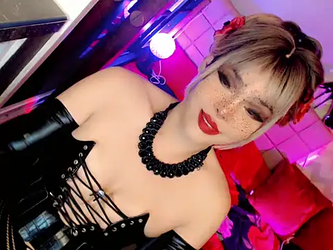 Snapshot of BEYBIDOMME chatting on 05-18-26, 10:32 BEYBIDOMME online show from 05-18-26, 10:32