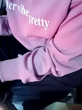 Snapshot of Sexy_sara09 chatting on 01-15-26, 05:56 Sexy sara09 online show from 01-15-26, 05:56