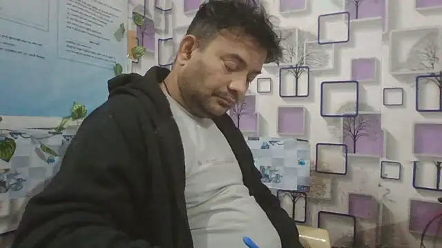 Snapshot of KUMA_500 chatting on 01-12-26, 01:44 KUMA 500 online show from 01-12-26, 01:44