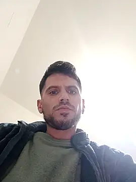 Adrianxxxxxx53 online show from 01-18-26, 04:44