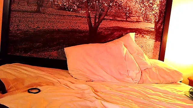 cloudyplay661 online show from 04-23-26, 03:58