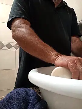 Snapshot of Playmate1976 chatting on 04-08-26, 07:03 Playmate1976 online show from 04-08-26, 07:03