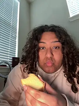 Angeliccreamyrican online show from 02-28-26, 04:08