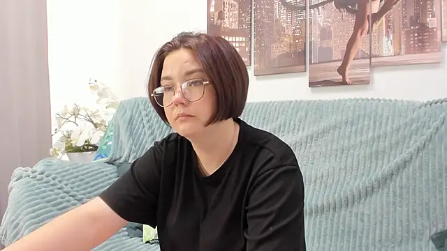 Sweetie Rozzy online show from 05-18-26, 01:24