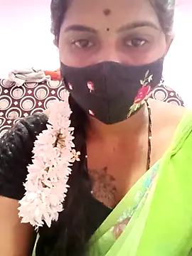 Snapshot of Tamil_Hot_Anu chatting on 04-25-26, 04:59 Tamil Hot Anu online show from 04-25-26, 04:59