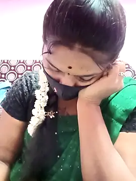 Snapshot of Tamil_Hot_Anu chatting on 05-06-26, 02:44 Tamil Hot Anu online show from 05-06-26, 02:44